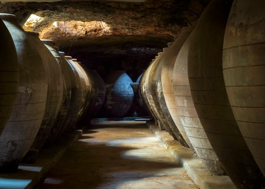 Enoturismo y cuevas, dos opciones para hacer turismo en Tomelloso