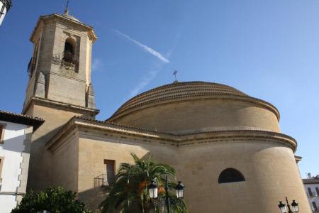 Fachada trasera de la Iglesia de la Encarnación
