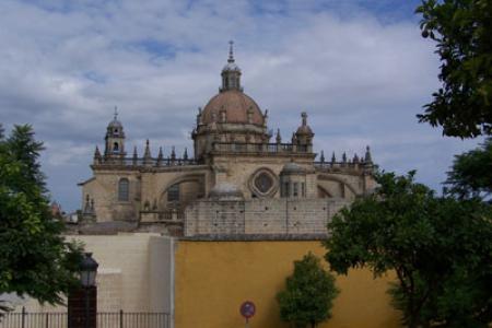Vistas de la fachada posterior de la Catedral Vistas de la fachada posterior de la Catedral