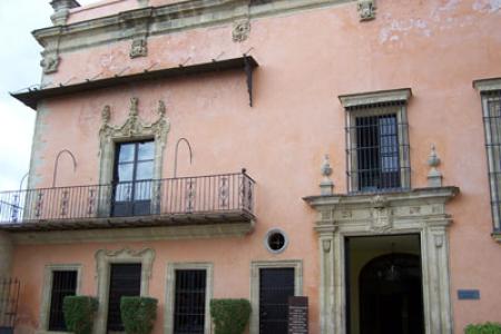 Palacio de Villavicencio dentro del Alcázar Palacio de Villavicencio dentro del Alcázar