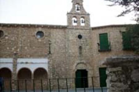 Plaza del Santuario de Nuestra Señora de Tíscar